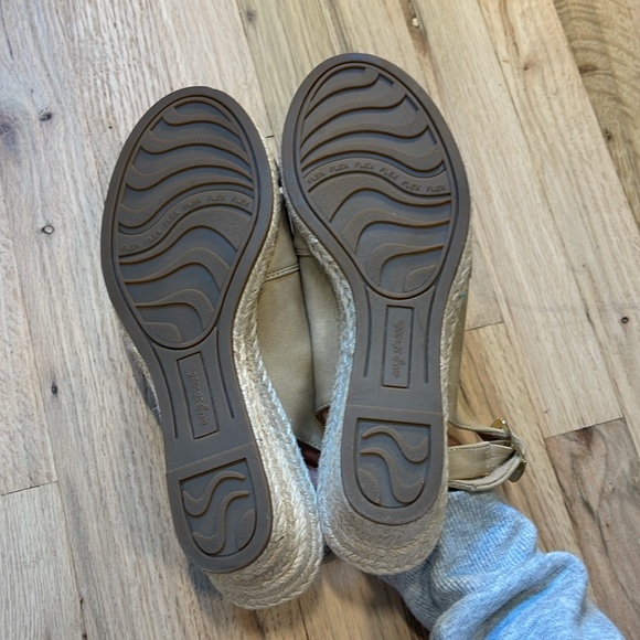Easy Street Maureen Espadrille Wedge Sandals Women’s 7 - Picture 5 of 6
